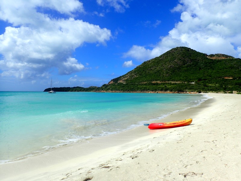 Spiaggia vicino a Jolly Harbour, Antigua