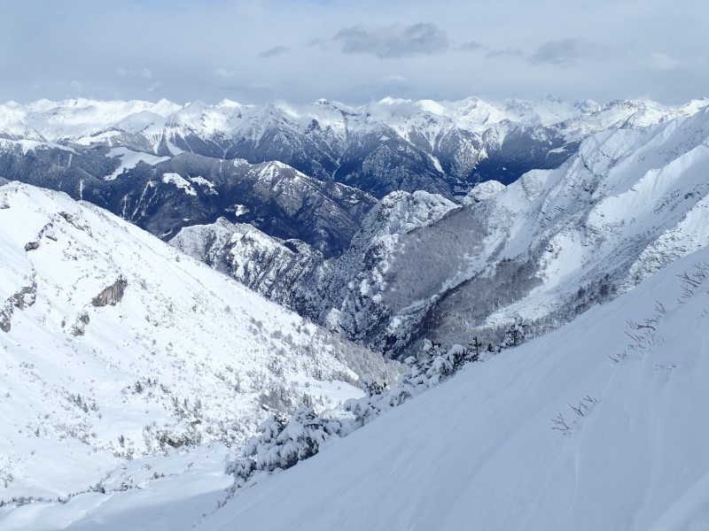 Panorama dal Monte Sodadura sulle Alpi Orobie