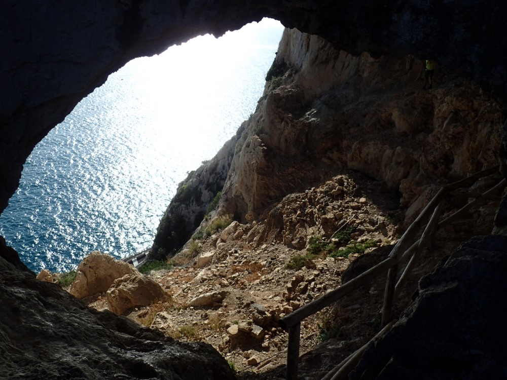 Grotta dei Briganti a Capo Noli