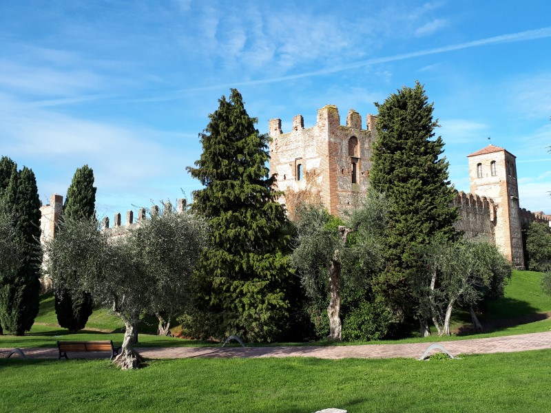Castello di Lazise, sul lago di Garda