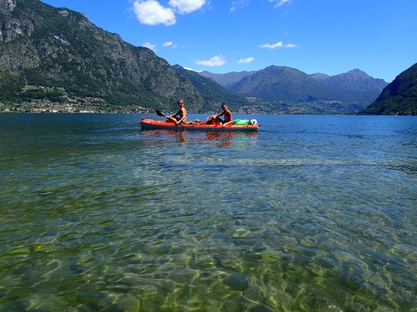 In canoa sul lago di Lugano