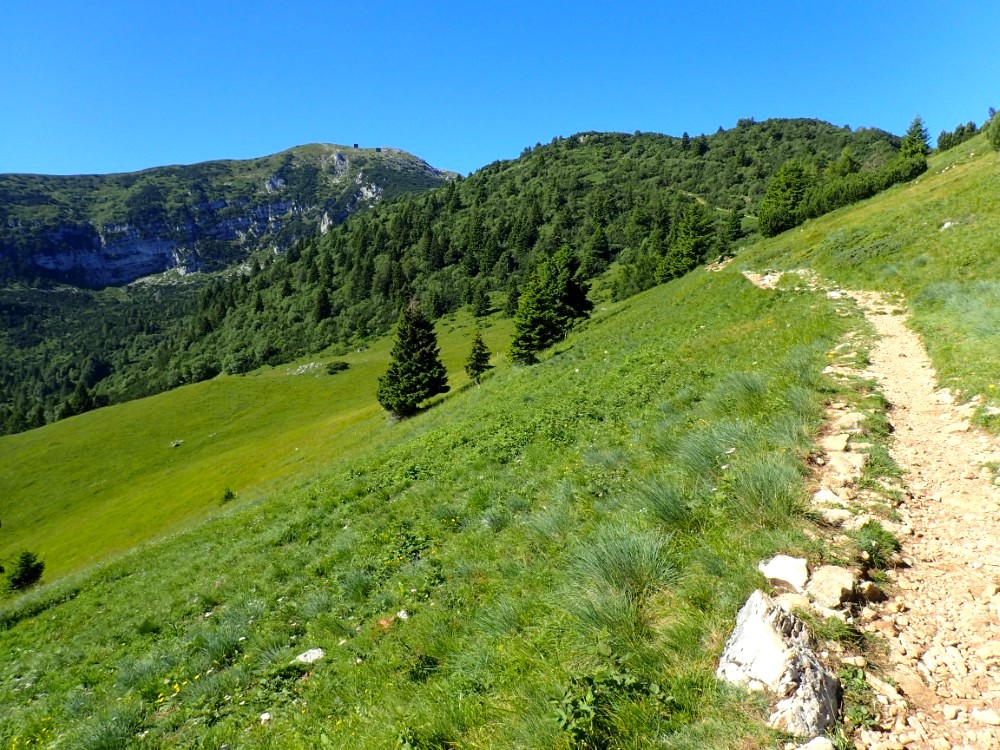 Monte Varagna, sentiero