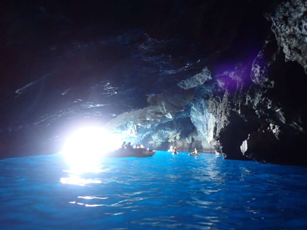Isola di Dino, Grotta Azzurra