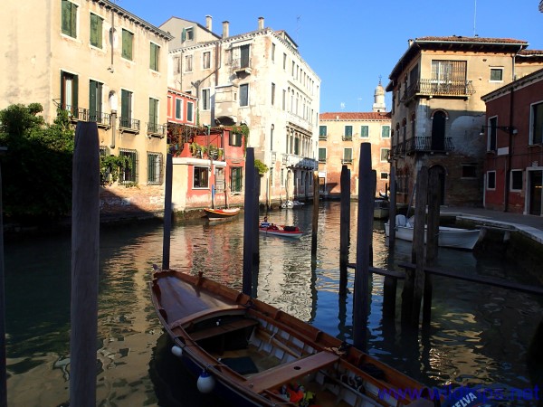 Venezia in canoa
