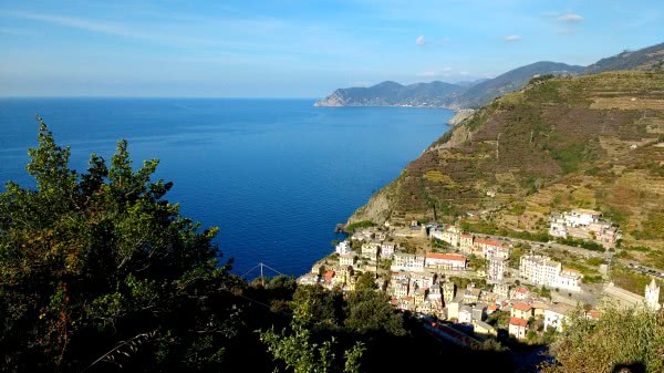 Riomaggiore e la costa delle Cinque Terre, Liguria